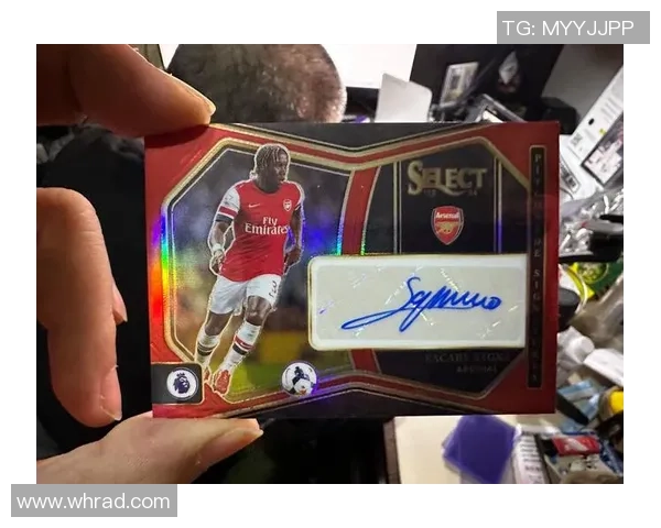 球星卡收藏新热潮帕尼尼三星系列掀起全球足球迷狂热风暴